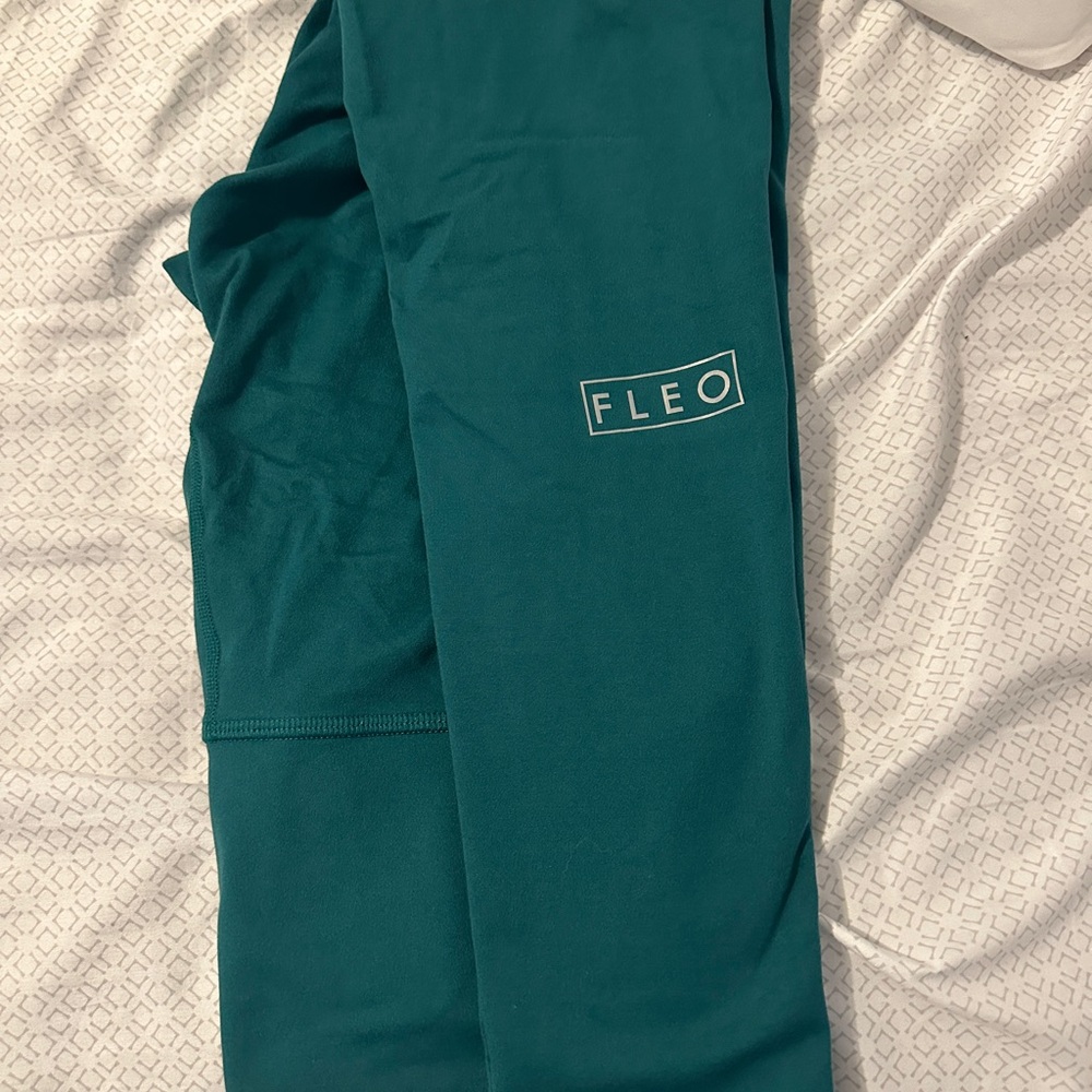 Fleo El Toro 25” Leggings- storm